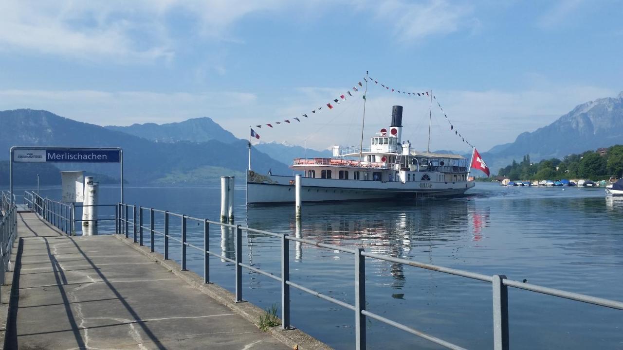 Swiss-Chalet Merlischachen - Romantik Schloss-Hotel Am See Küssnacht 외부 사진