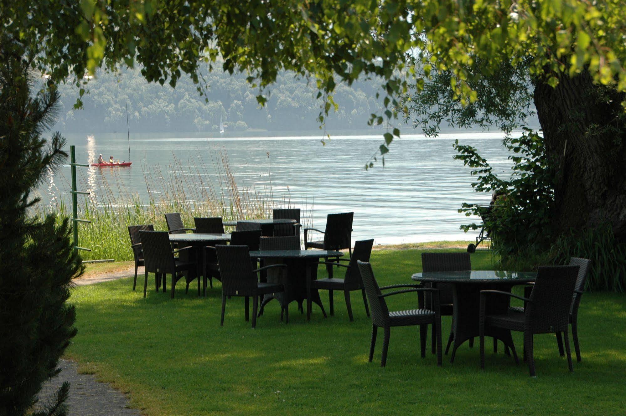 Swiss-Chalet Merlischachen - Romantik Schloss-Hotel Am See Küssnacht 외부 사진